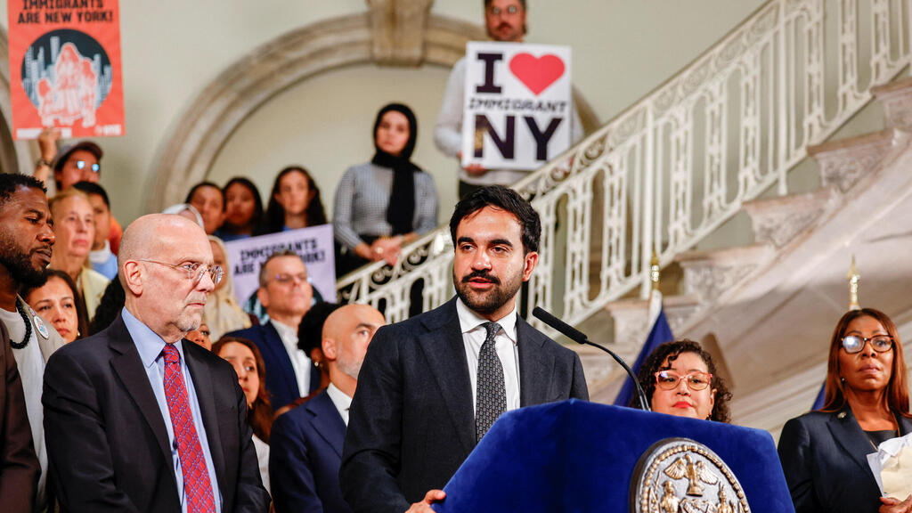 New York City Mayor Zohran Mamdani announces new legal action to protect immigrant families at City Hall (Photo: Jeenah Moon/Reuters) New York City Mayor Zohran Mamdani announces new legal action to protect immigrant families at City Hall in New York