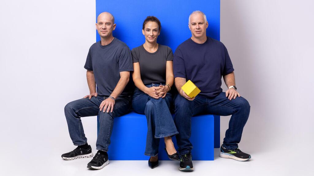 Bites founders: Eran Hefetz, Tal Nagler-Almog and Hagai Horowitz (Photo: Tamuz Rachman) מייסדי בייטס. מימין: חגי הורוביץ טל נגלר-אלמוג ערן חפץ