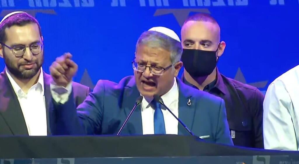 Itamar Ben-Gvir addresses supporters Tuesday night after exit polls projected six to seven seats for Otzma Yehudit (Photo: Lior Sharon) איתמר בן גביר