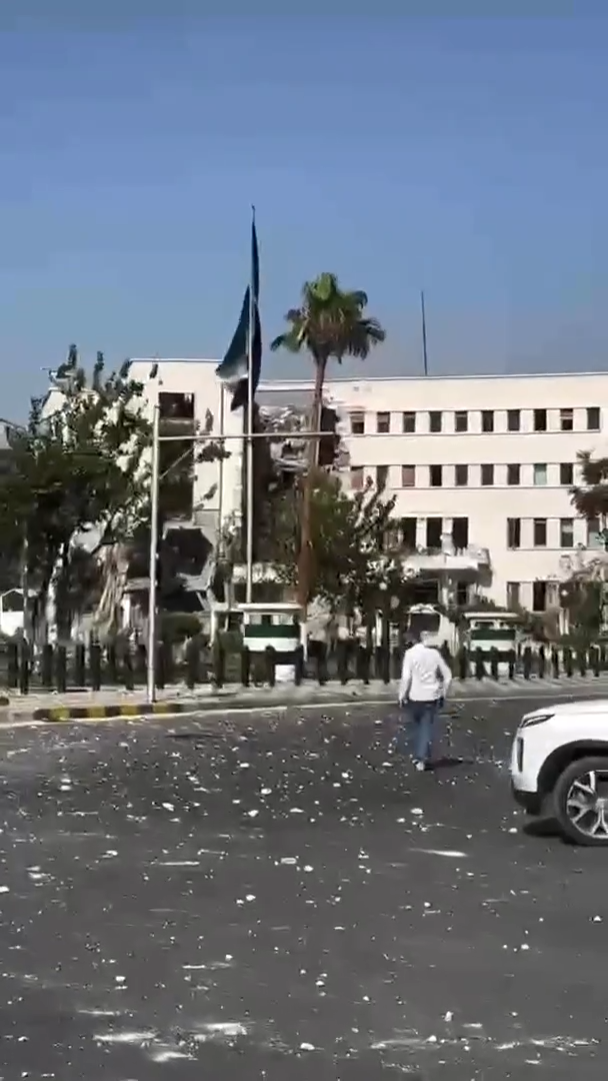 ןעוט... ןעוט...