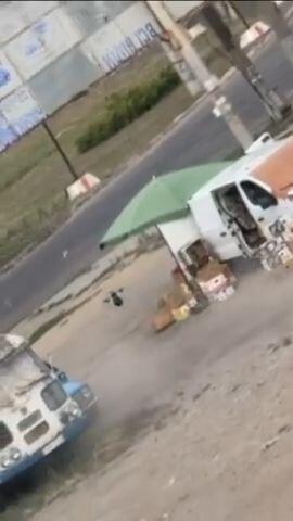 Russian drone hunts Ukrainian vendor in Kherson region&nbsp;