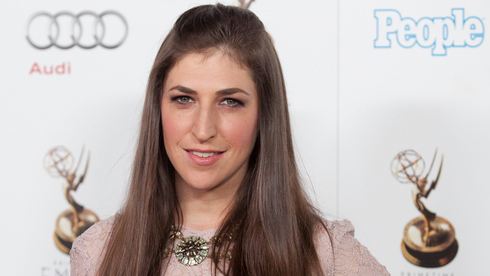 Mayim Bialik named as 'Jeopardy' co-host