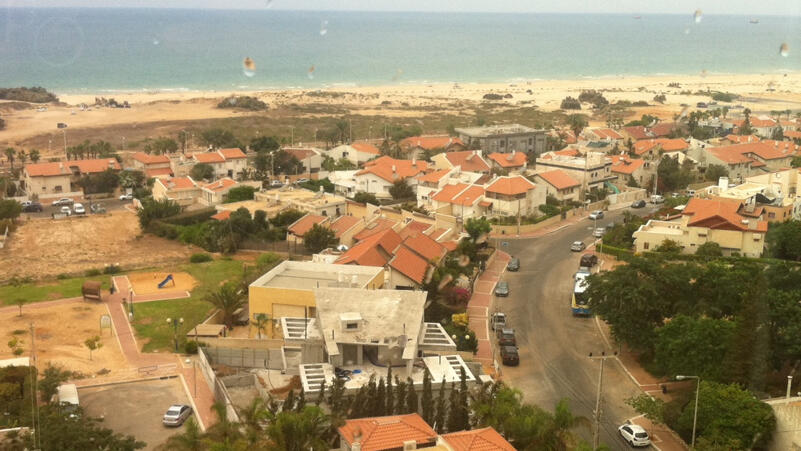 גשם באשדוד (צילום: שמוליק דוד) גשם באשדוד