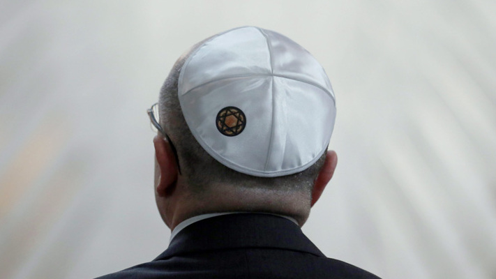 Что такое кипа или зачем евреи носят ермолку?