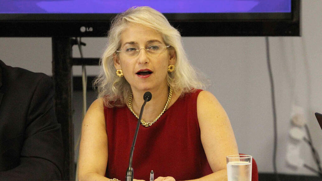 "המדיניות היא שאין ילד שלא ישתתף בפעילויות בגלל שיד משפחתו אינה משגת". מנכ"לית משרד החינוך (צילום: עידו ארז) "המדיניות היא שאין ילד שלא ישתתף בפעילויות בגלל שיד משפחתו אינה משגת". מנכ"לית משרד החינוך