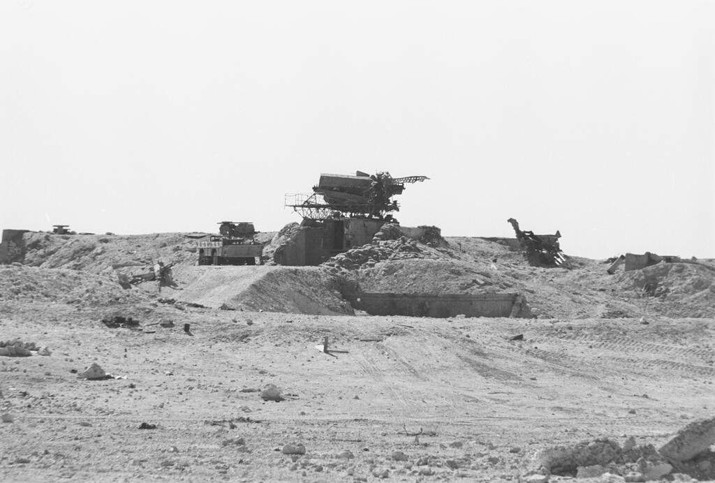 Israeli tanks on the Egyptian front 