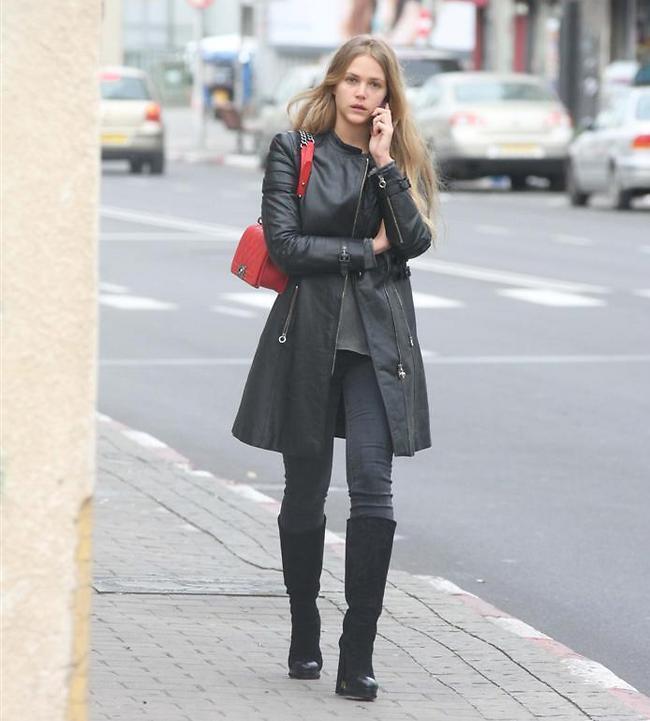 אתה מתכוון לתת דו"ח או רק לבהות? (צילום: מוטי לבטון) אתה מתכוון לתת דו"ח או רק לבהות?