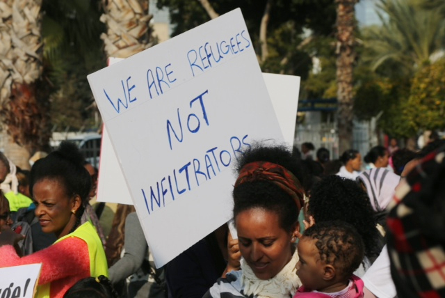 Asylum seekers protesting deportation in Tel Aviv (Photo: Moti Kimchi) Asylum seekers protesting deportation in Tel Aviv