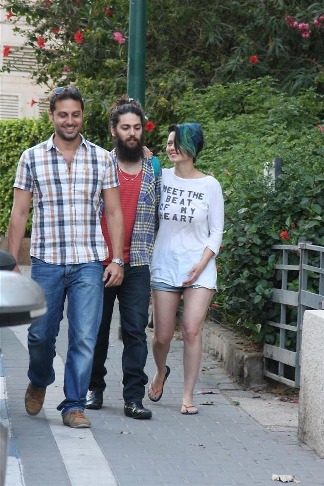 נינט, יוסי והמתווך מחפשים דירה