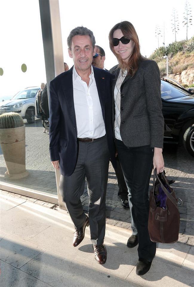 "רגע, החיוך יצא לי עקום, צלמי שוב!"