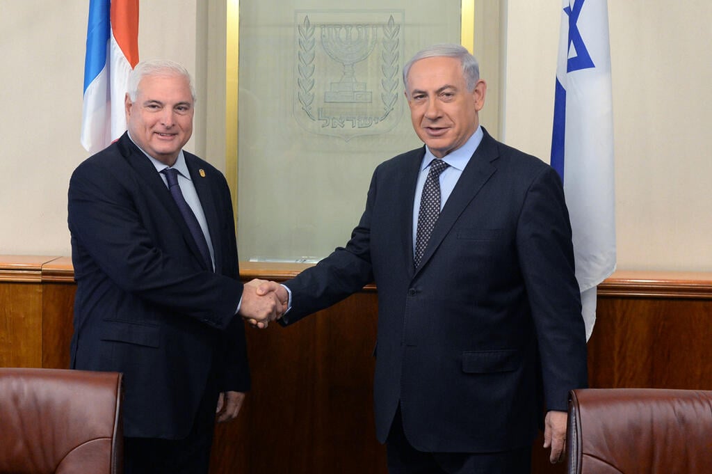 לפי שברח מהמדינה, הורה נשיא פנמה לפרק את המערכות של NSO. נתניהו ומרטינלי