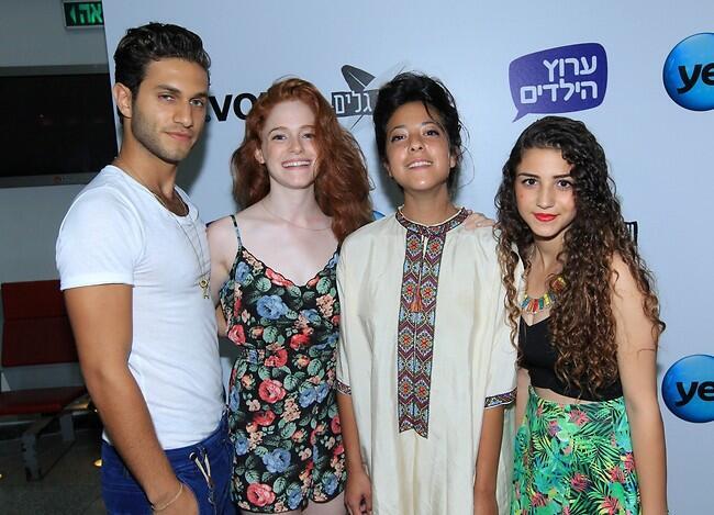 מתוקים. הילה הרוש, אלה ארמוני, דקלה זקס ונתנאל טרבלסי