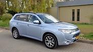 מיצובישי אאוטלנדר PHEV