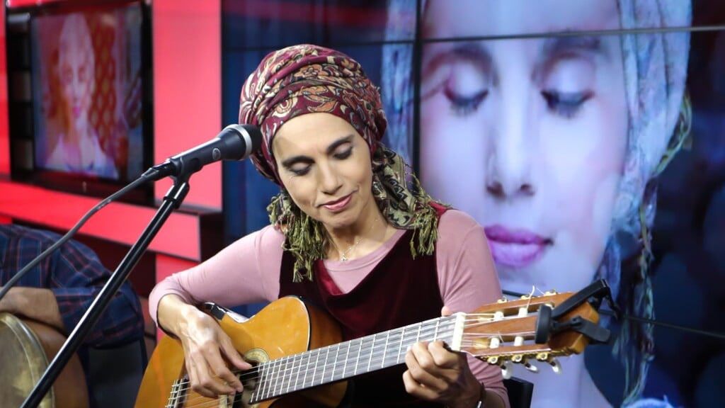 פרס מפעל חיים לאתי אנקרי (צילום: ירון ברנר) פרס מפעל חיים לאתי אנקרי