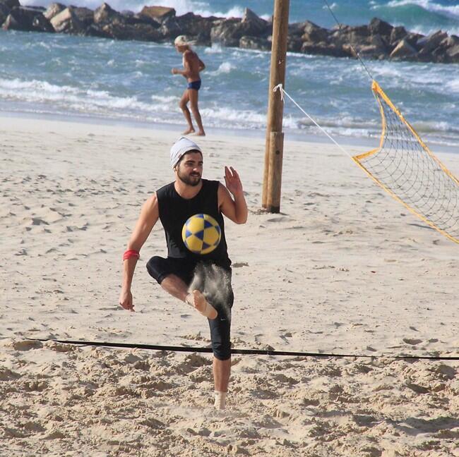 איי! נתפס לי השריר בזרת! (צילום: מוטי לבטון) איי! נתפס לי השריר בזרת!