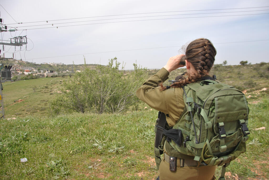 פערים משמעותיים בשכר בין גברים לנשים בצה"ל (צילום: עפר מאיר) פערים משמעותיים בשכר בין גברים לנשים בצה"ל