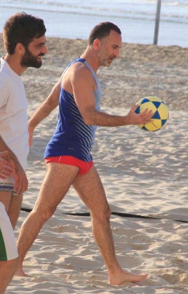 אחרי זה אני אקפוץ למים