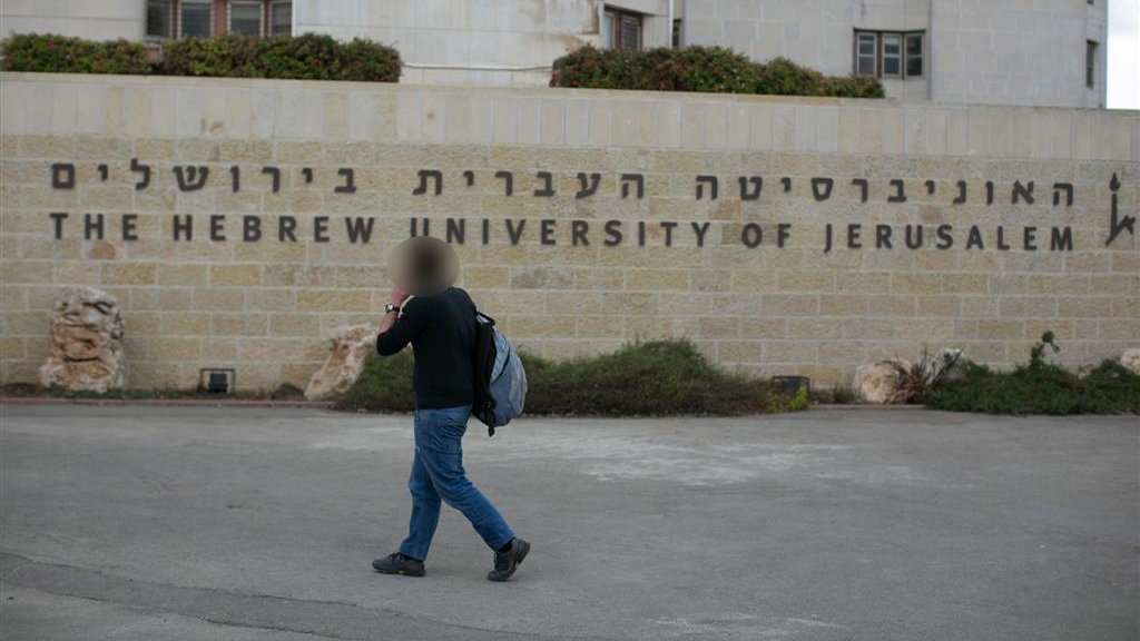 חוזרים ללימודים פרונטליים (צילום: אוהד צויגנברג) חוזרים ללימודים פרונטליים