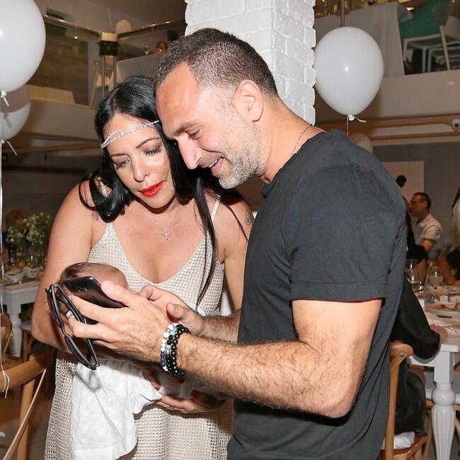 חייבים לקבוע בגינה השבוע. שלום מיכאלשווילי ואמדורסקי (צילום: ענת מוסברג) חייבים לקבוע בגינה השבוע. שלום מיכאלשווילי ואמדורסקי