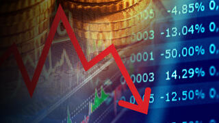 War drives investors to withdraw their funds