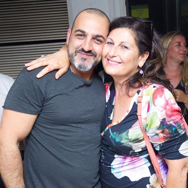 חיבוקי. אפללו עם סוכנת השחקנים זוהר יעקבסון (צילום: רפי דלויה) חיבוקי. אפללו עם סוכנת השחקנים זוהר יעקבסון