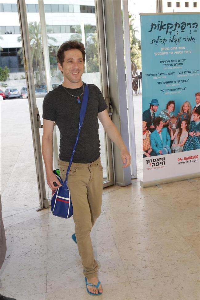 מי צריך ילדים בשביל הצגת ילדים? עידן אלתרמן מי צריך ילדים בשביל הצגת ילדים? עידן אלתרמן