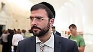 יואב ללום  