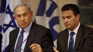 ראש המוסד לשעבר כהן לצד ראש הממשלה נתניהו
