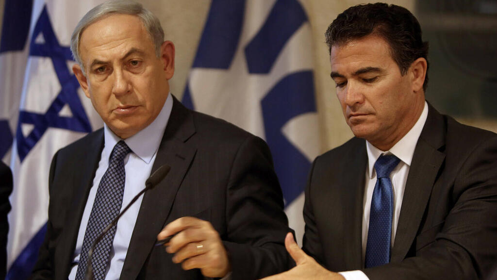 ראש המוסד לשעבר כהן וראש הממשלה נתניהו (צילום: AFP) ראש המוסד לשעבר כהן וראש הממשלה נתניהו