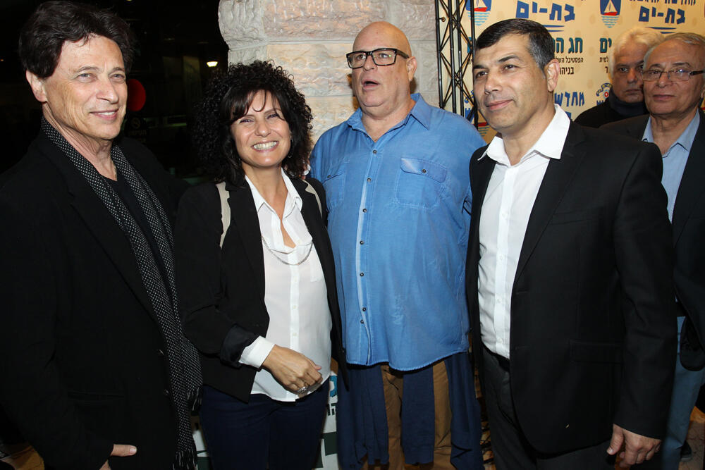 ראש העיר בת ים יוסי בכר, אורי פסטר, אוסנת וישינסקי וששי קשת