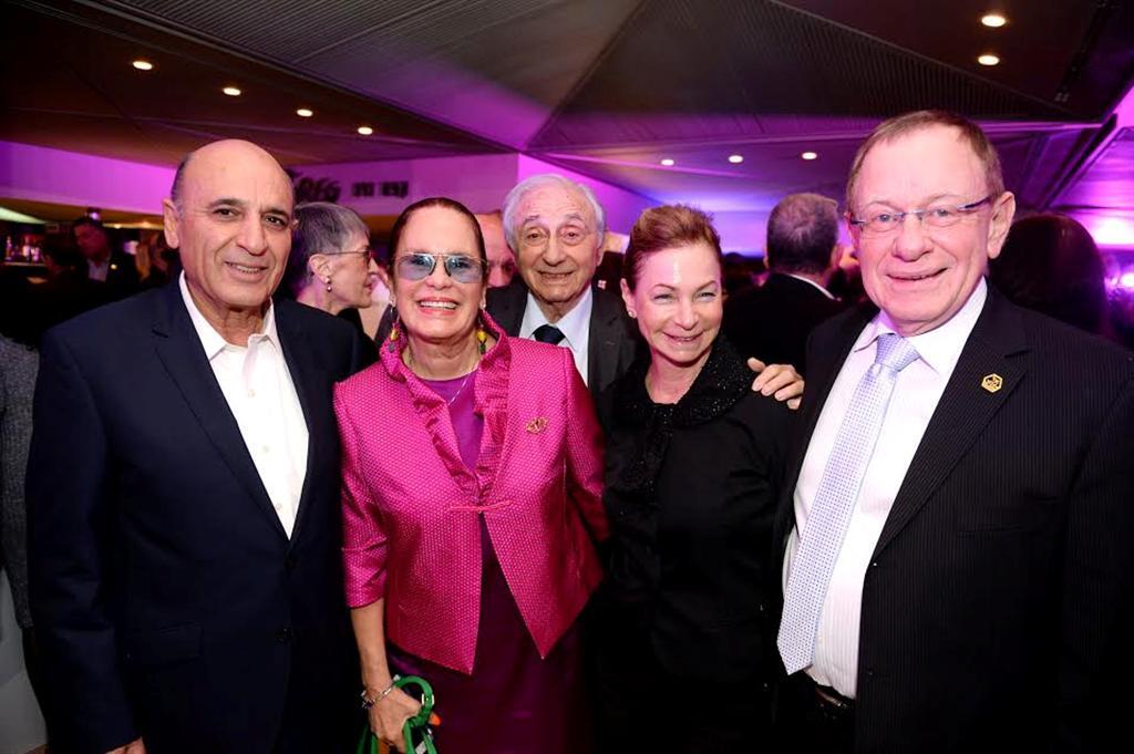 עם רפי ביאר, אסתי גולן, שאול מופז ואריאלה ורטהיימר ב-2015 (צילום: מורג ביטן) עם רפי ביאר, אסתי גולן, שאול מופז ואריאלה ורטהיימר ב-2015