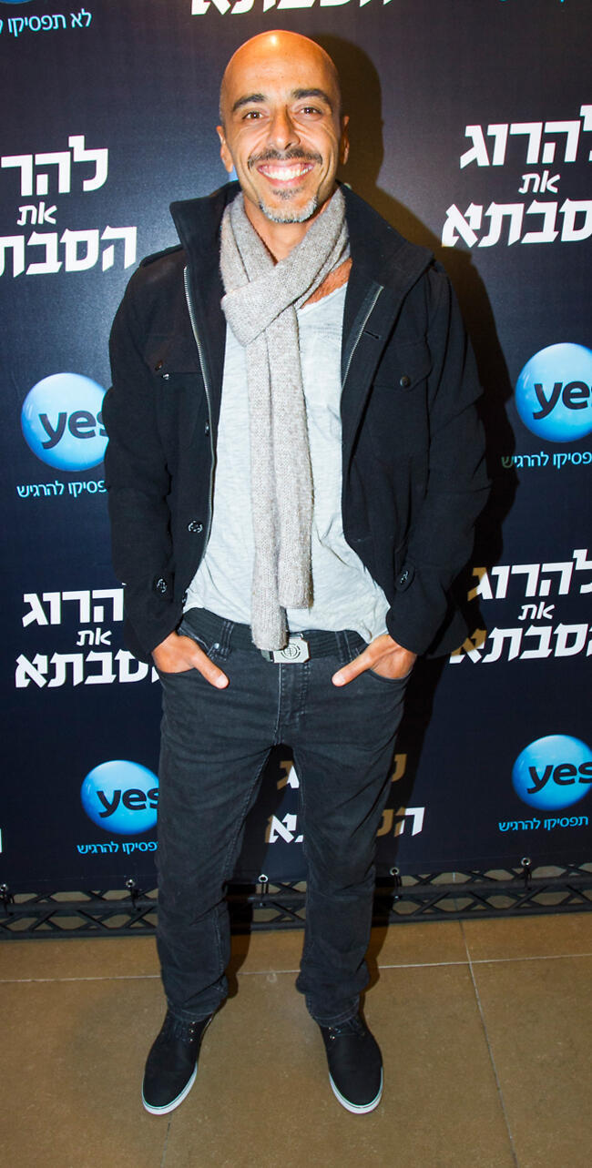 אז איך חיי הרווקות? אלי פיניש (צילום: רפי דלויה) אז איך חיי הרווקות? אלי פיניש