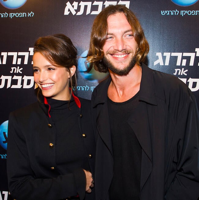 פגשת כבר את ההורים? זהבי וקורנובסקי (צילום: רפי דלויה) פגשת כבר את ההורים? זהבי וקורנובסקי