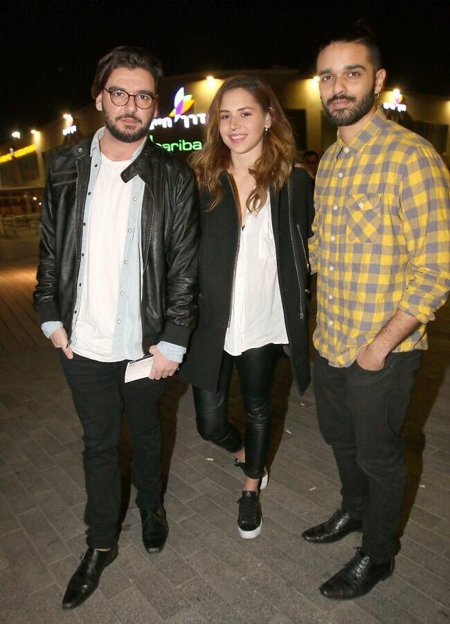ערב חברים. חן אהרוני, קטלין רייטר וסהר חגי (צילום: ענת מוסברג) ערב חברים. חן אהרוני, קטלין רייטר וסהר חגי