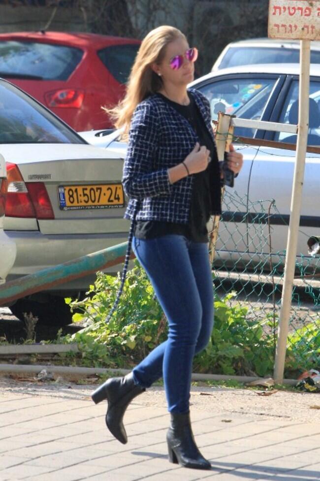 איפה החבאת את התיק? גינזבורג (צילום: מוטי לבטון) איפה החבאת את התיק? גינזבורג