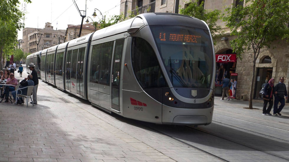 הרכבת הקלה בירושלים (צילום: EPA) הרכבת הקלה בירושלים