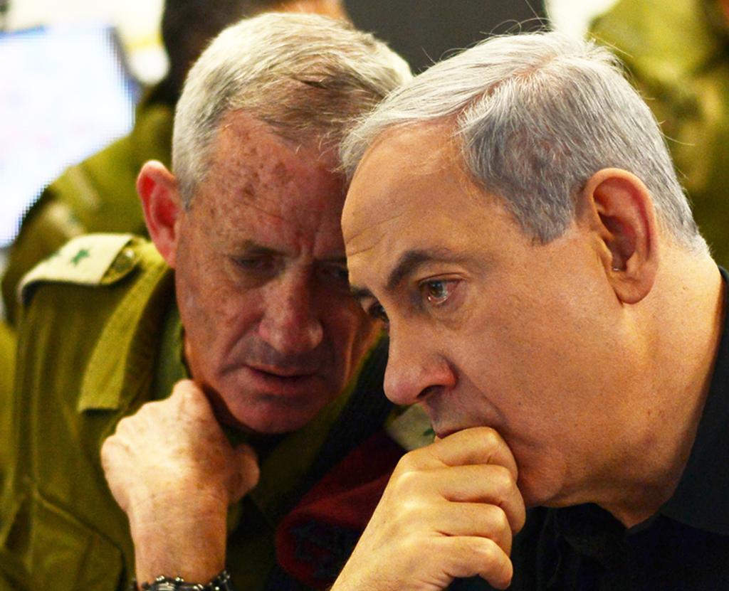 Benjamin Netanyahu and Benny Gantz during the 2014 Gaza war 