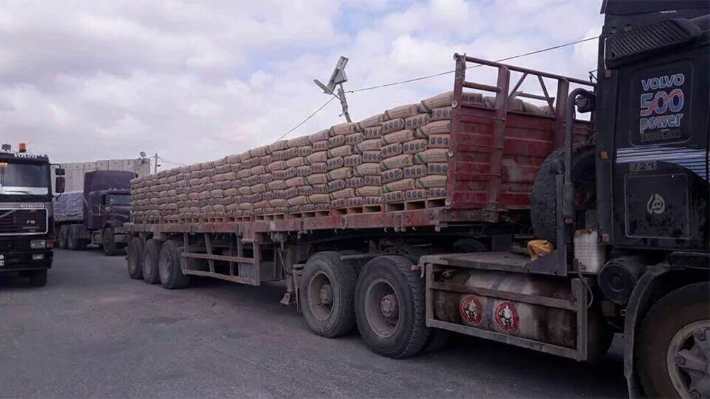 Building materials entering Gaza from Israel in 2016  