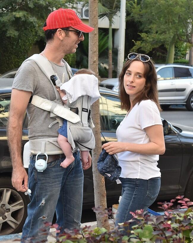 מה, חשבת ששכחתי לשים לו כובע? הכי חכמה בשמש (צילום: צ'ינו) מה, חשבת ששכחתי לשים לו כובע? הכי חכמה בשמש