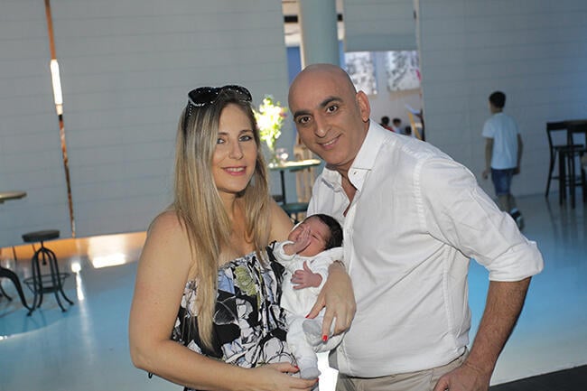 למי הוא דומה? יובל שם טוב ואשתו, מיכל (צילום: רפי דלויה) למי הוא דומה? יובל שם טוב ואשתו, מיכל