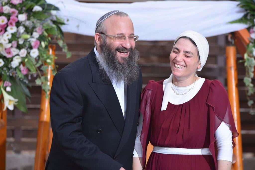 מיכאל מרק ז"ל ורעייתו חווה שנפצעה אנוש בפיגוע (צילום: באדיבות המשפחה) מיכאל מרק ז"ל ורעייתו חווה שנפצעה אנוש בפיגוע