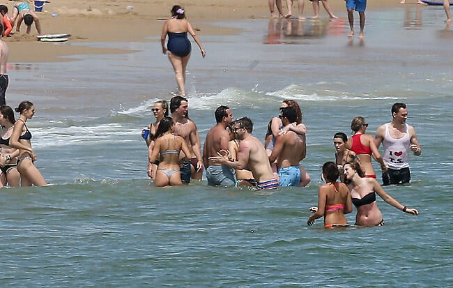 איך מתקבלים לחבורה שלכם? (צילום: splashnews) איך מתקבלים לחבורה שלכם?
