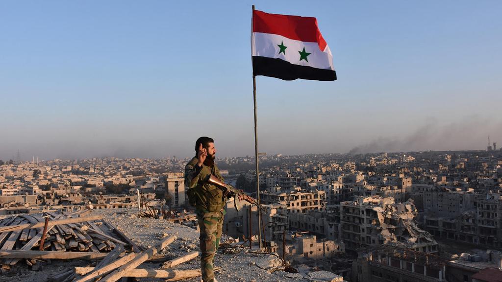 A Syrian government soldier in Aleppo 