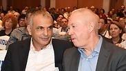 שר הבינוי והשיכון, יואב גלנט, ושר האוצר, משה כחלון