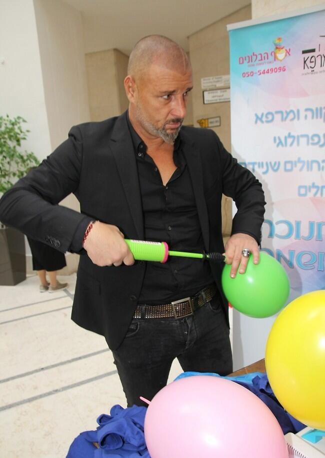 צריך עזרה? זוהר (צילום: אור גפן) צריך עזרה? זוהר