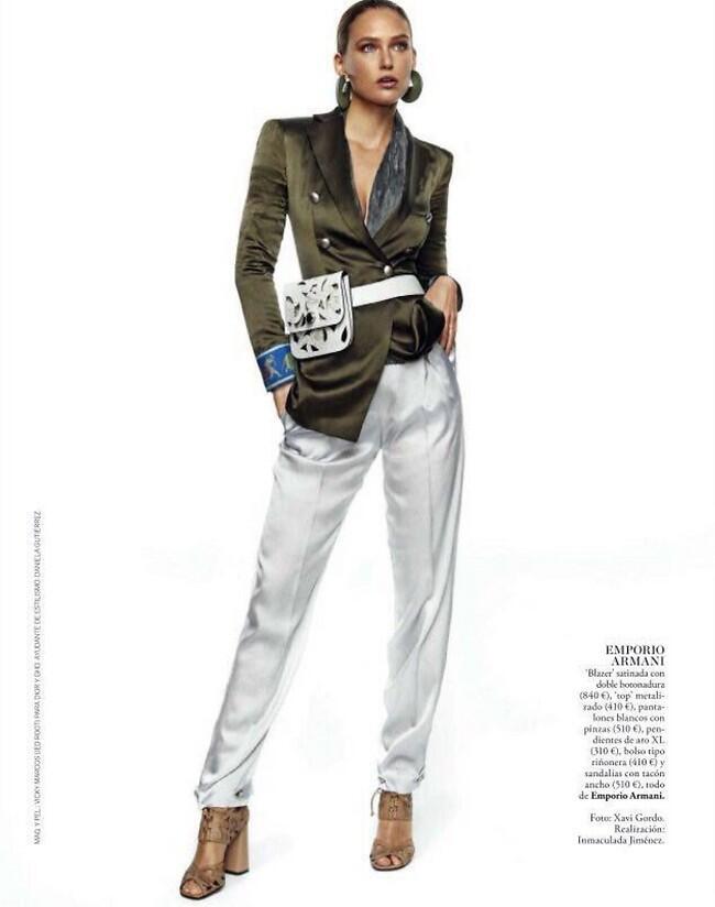 הפאוץ' חזר ולא גילו לנו? (Elle Spain By Xavi Gord) הפאוץ' חזר ולא גילו לנו?