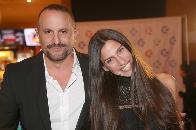חיוך כזה, זה רק כשאוהבים