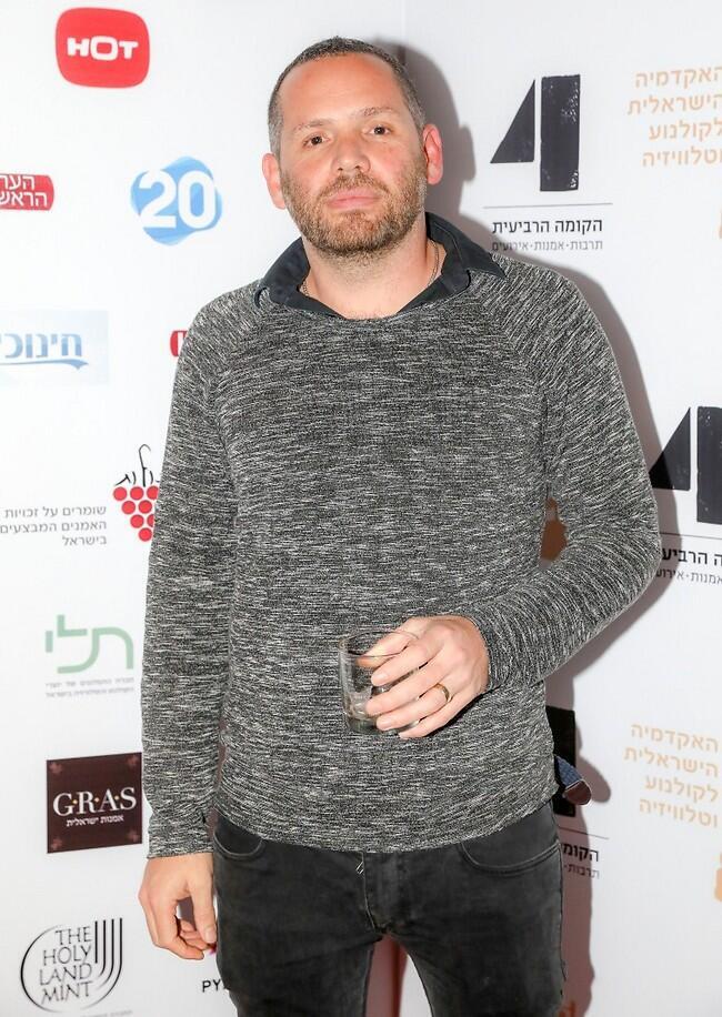 מסוקס. גל תורן