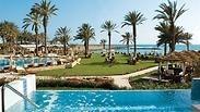 כ"כ זול לטוס שחייבים להתפנק במלון: פאפוס, קפריסין