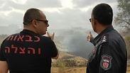 כוחות הכיבוי באזור השריפה 